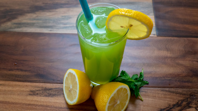 Low Carb Cucumber Mint Lemonade